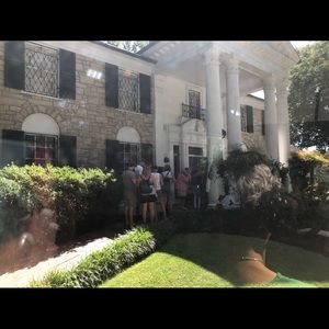 Meet your Posher, Tami